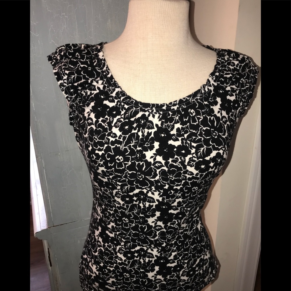 Ann Taylor Loft Cap sleeve shell Top xs